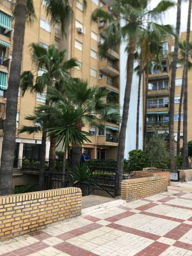 Gran Apartamento 4 hab. 8 pers. Parking incluido Málaga Exterior foto