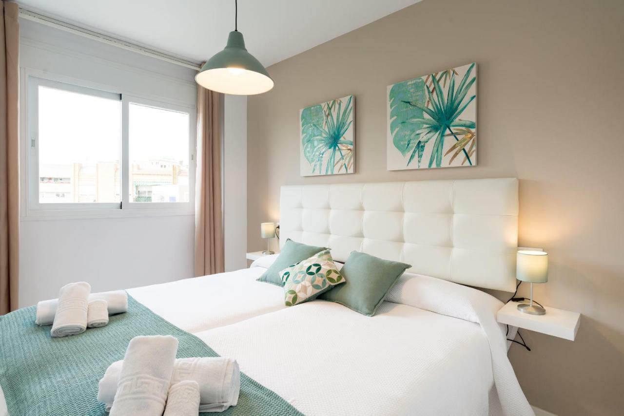 Gran Apartamento 4 hab. 8 pers. Parking incluido Málaga Exterior foto