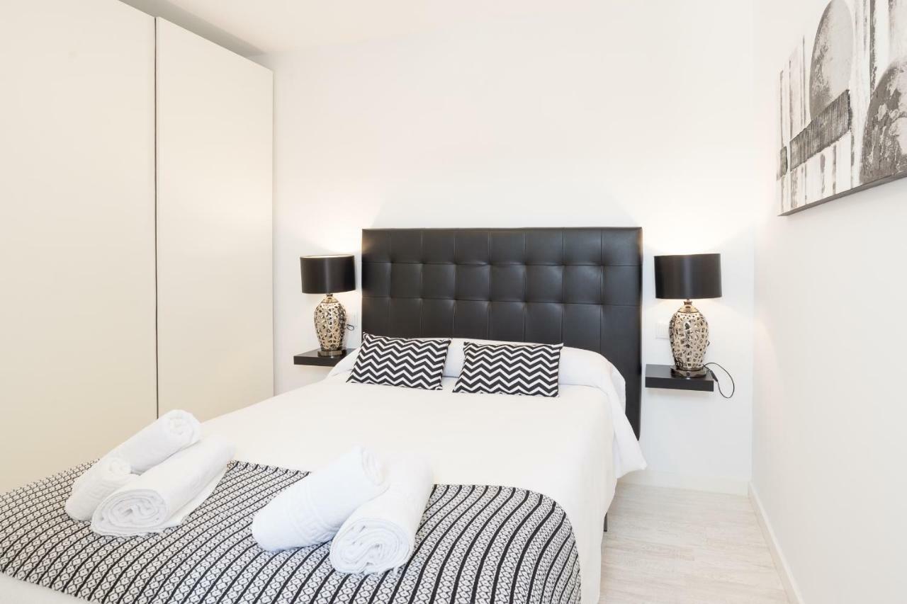 Gran Apartamento 4 hab. 8 pers. Parking incluido Málaga Exterior foto