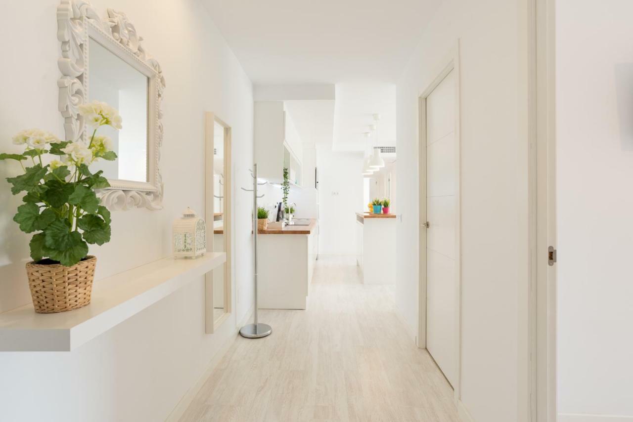 Gran Apartamento 4 hab. 8 pers. Parking incluido Málaga Exterior foto