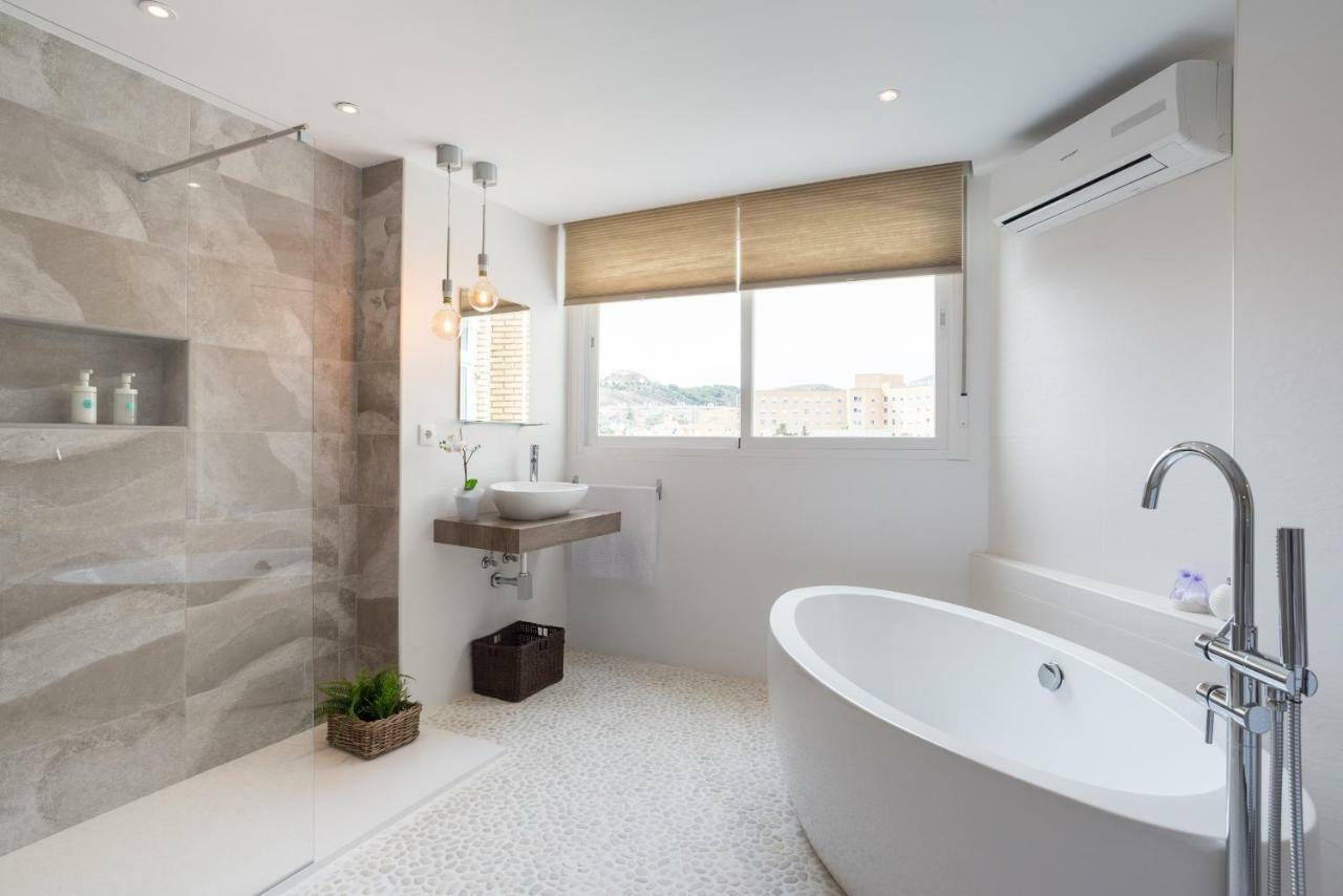 Gran Apartamento 4 hab. 8 pers. Parking incluido Málaga Exterior foto